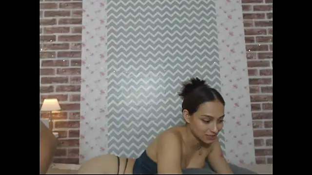 KaMila M00N online show from 11.06.25