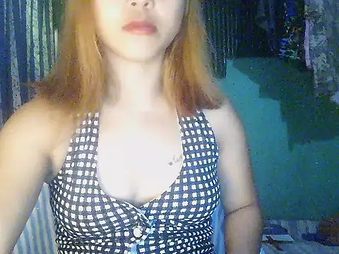 Snapshot of AsianKelly69 chatting on 10.12.25 AsianKelly69 online show from 10.12.25