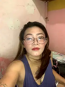 Snapshot of Vivory_Sweet chatting on 10.13.25 Vivory Sweet online show from 10.13.25