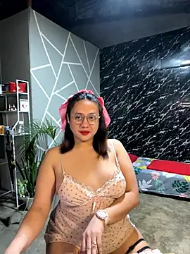 Snapshot of 1aquaticangel69 chatting on 11.23.25 1aquaticangel69 online show from 11.23.25