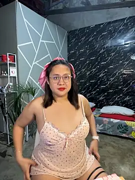 Snapshot of 1aquaticangel69 chatting on 11.25.25 1aquaticangel69 online show from 11.25.25