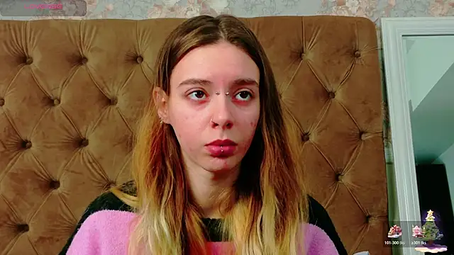 CoraVex online show from 12.23.25