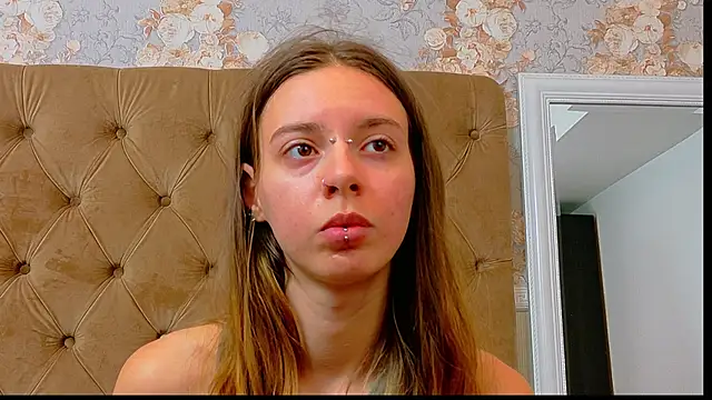 Snapshot of CoraVex chatting on 05.28.26 CoraVex online show from 05.28.26