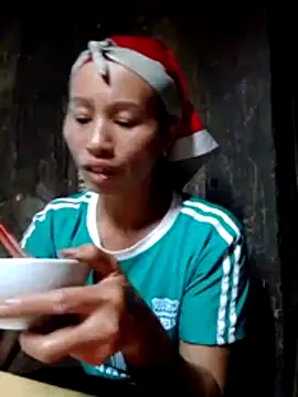 Snapshot of donna-bae chatting on 10.29.25 donna-bae online show from 10.29.25