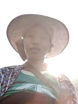 Snapshot of donna-bae chatting on 10.30.25 donna-bae online show from 10.30.25