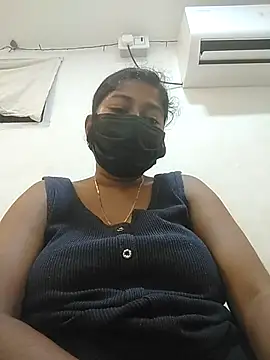 TAMIL AMMUKUTTYY online show from 10.18.25