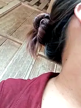 emly-xinh18 online show from 09.22.25