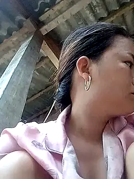 emly-xinh18 online show from 09.23.25