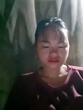 emly-xinh18 online show from 10.02.25