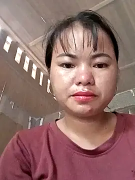 emly-xinh18 online show from 10.06.25