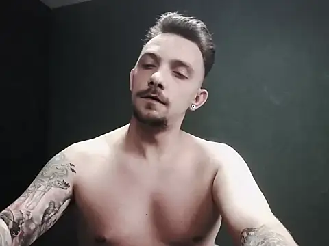 guesswhatbitch online show from 10.08.25