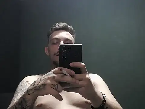 guesswhatbitch online show from 10.08.25