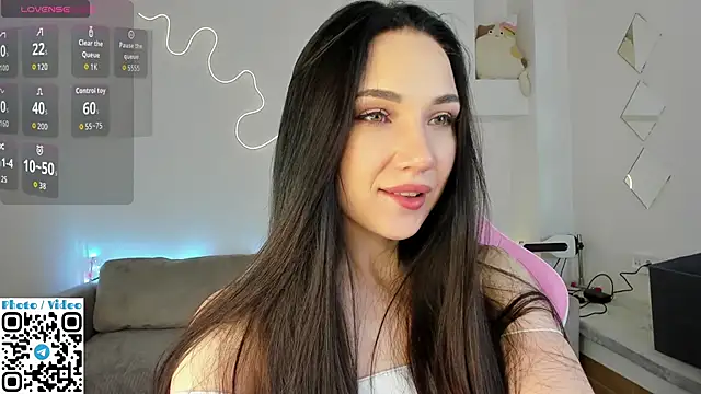 Helen Spark online show from 10.27.25