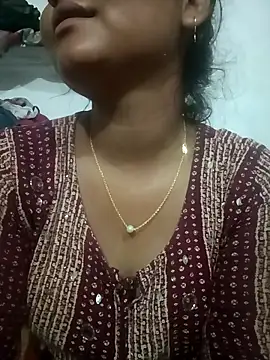 Hot Shredha online show from 10.01.25