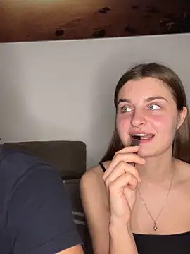 only4love online show from 10.20.25