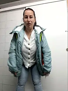 bichota85 online show from 01.14.26