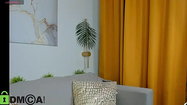 Erika Robertson online show from 10.10.25