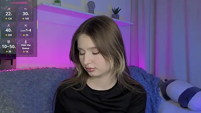  Lua   online show from 02.13.26