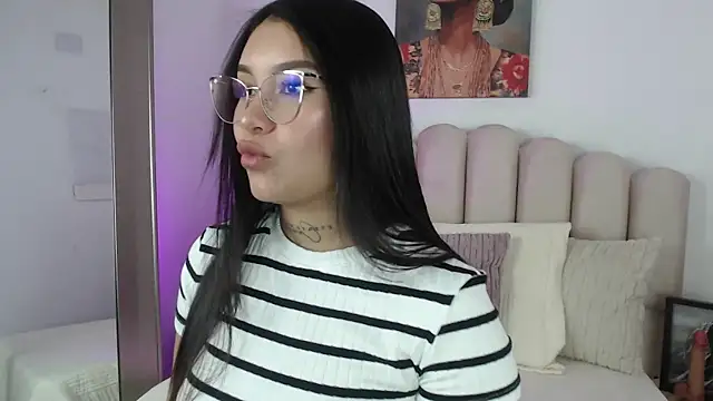 miawhite x1 online show from 10.07.25