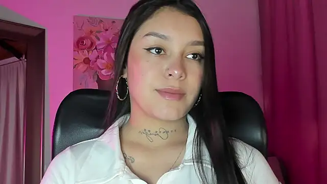 miawhite x1 online show from 10.27.25