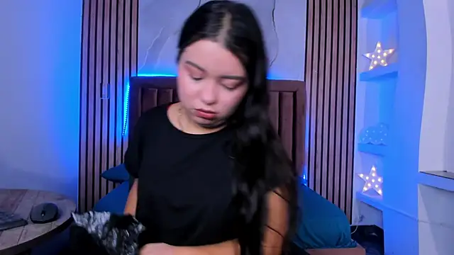 LunaWiill  online show from 10.30.25