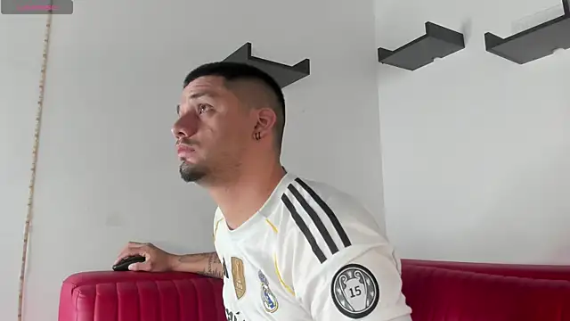 Snapshot of Jacob19_ chatting on 09.30.25 Jacob19 online show from 09.30.25