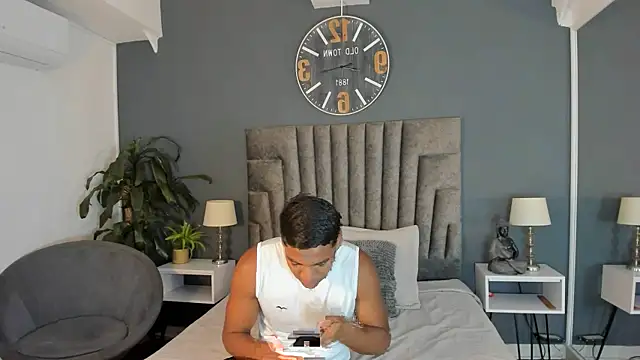 Zac Haynes online show from 10.25.25