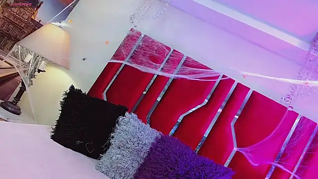 Snapshot of AithanaBlaze chatting on 11.01.25 AithanaBlaze online show from 11.01.25