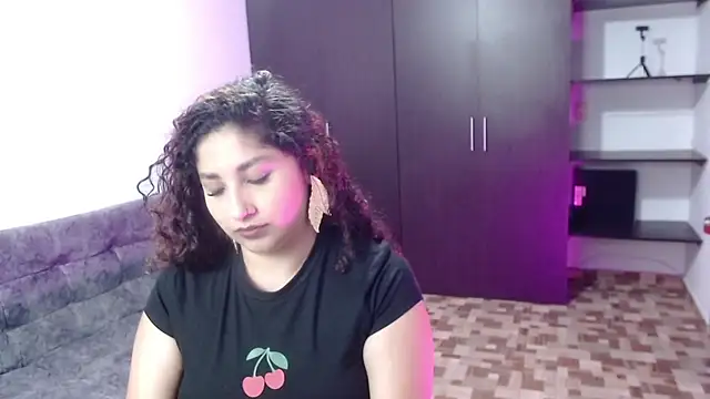 Gia Dior online show from 03.16.26