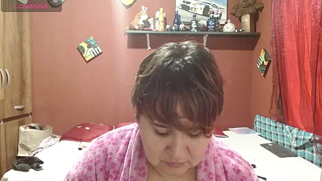 Sasharosee2 online show from 11.20.25