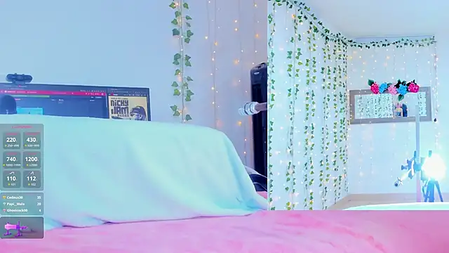 Ashley  Jones   online show from 11.14.25