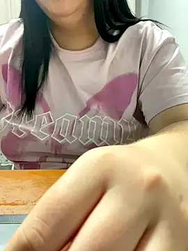 Snapshot of Ellainaaa chatting on 10.11.25 Ellainaaa online show from 10.11.25