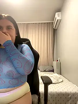 Snapshot of Ellainaaa chatting on 10.16.25 Ellainaaa online show from 10.16.25