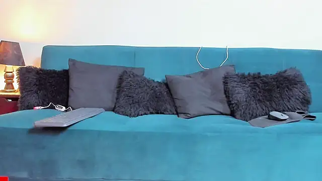 Snapshot of Charliejones_ chatting on 02.10.26 Charliejones online show from 02.10.26