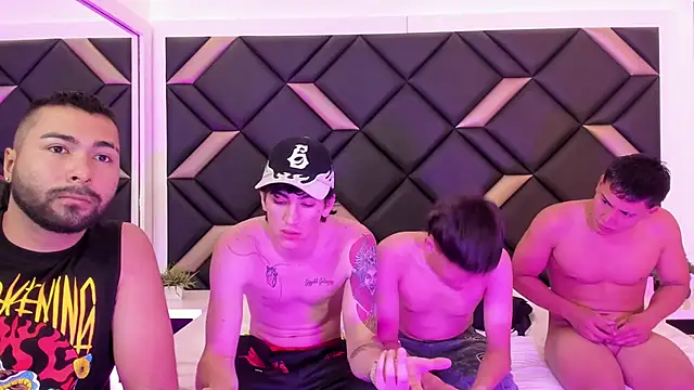 Snapshot of Hot_Threesomee chatting on 10.28.25 Hot Threesomee online show from 10.28.25