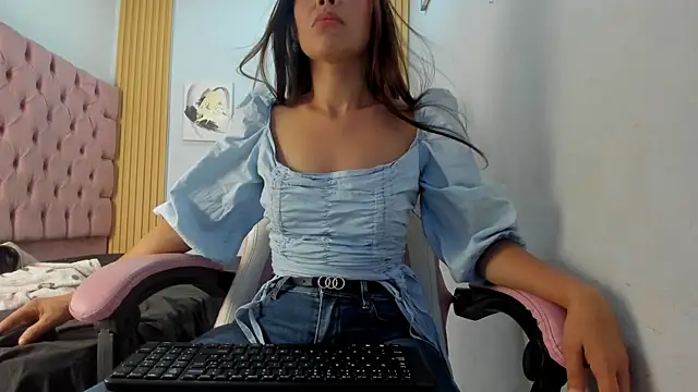 Naomis 35 online show from 11.26.25