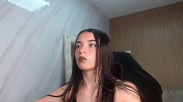 Snapshot of sophiadoll_tf chatting on 09.26.25 sophiadoll tf online show from 09.26.25