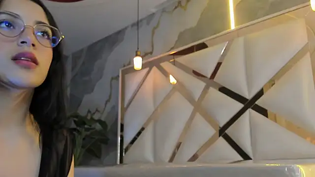 Snapshot of sophiadoll_tf chatting on 11.07.25 sophiadoll tf online show from 11.07.25