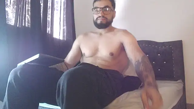 Chrys harris77 online show from 04.15.26