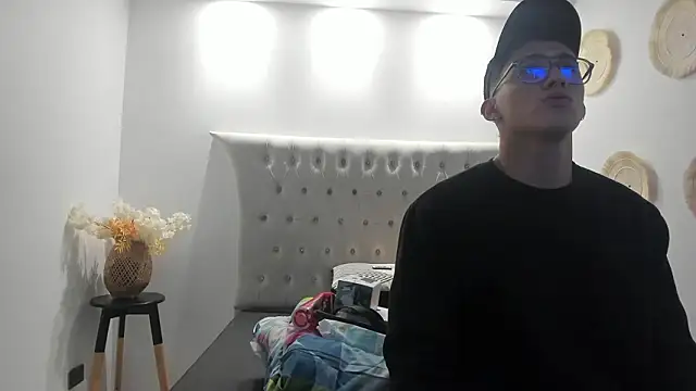 SalvadorFit online show from 02.01.26