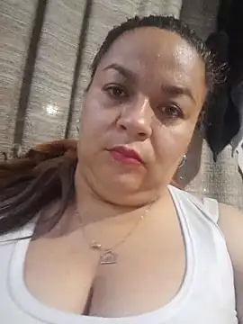 Snapshot of Amalia-sm chatting on 10.07.25 Amalia-sm online show from 10.07.25