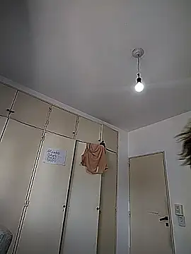 Lunita86 online show from 11.23.25