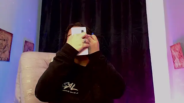 queen salomme online show from 12.21.25