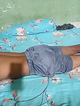 Snapshot of Cute_Couple59 chatting on 10.23.25 Cute Couple59 online show from 10.23.25