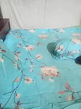 Snapshot of Cute_Couple59 chatting on 11.01.25 Cute Couple59 online show from 11.01.25