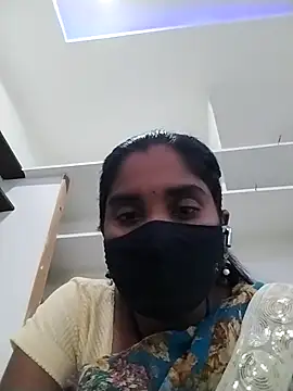 Snapshot of Mahaitha chatting on 10.21.25 Mahaitha online show from 10.21.25