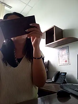 ValeriaLove43211 online show from 09.29.25