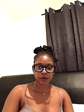 Snapshot of PrincessMelxx chatting on 09.20.25 PrincessMelxx online show from 09.20.25