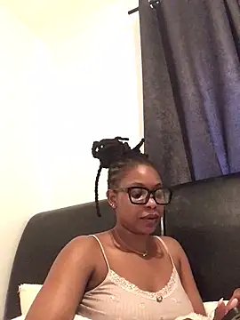 Snapshot of PrincessMelxx chatting on 09.21.25 PrincessMelxx online show from 09.21.25