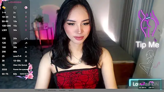 Snapshot of Divine_Goddesss chatting on 10.18.25 Divine Goddesss online show from 10.18.25